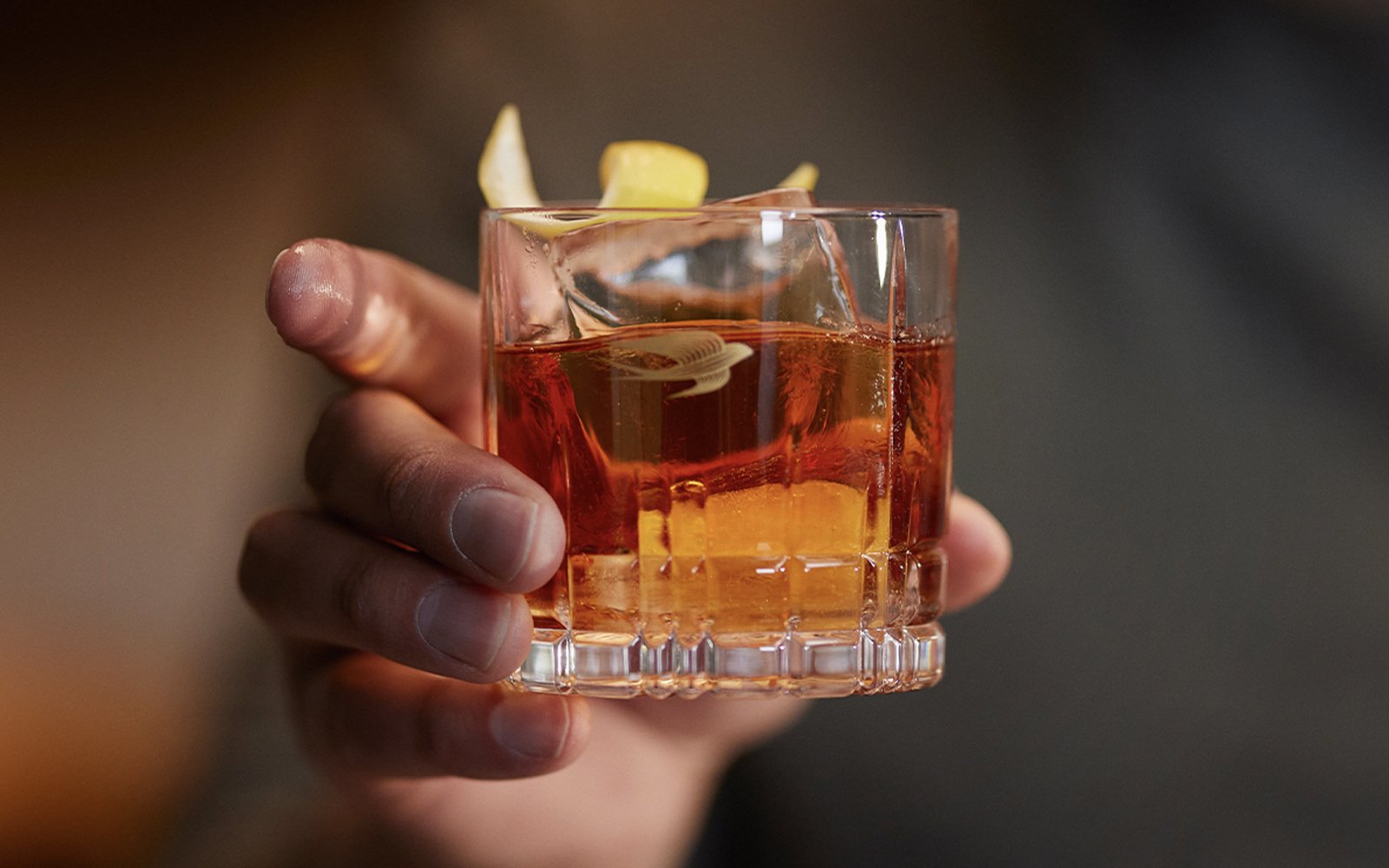 How to drink cognac